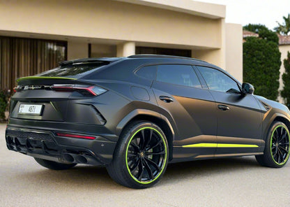 Lamborghini Urus Matte Black 2023