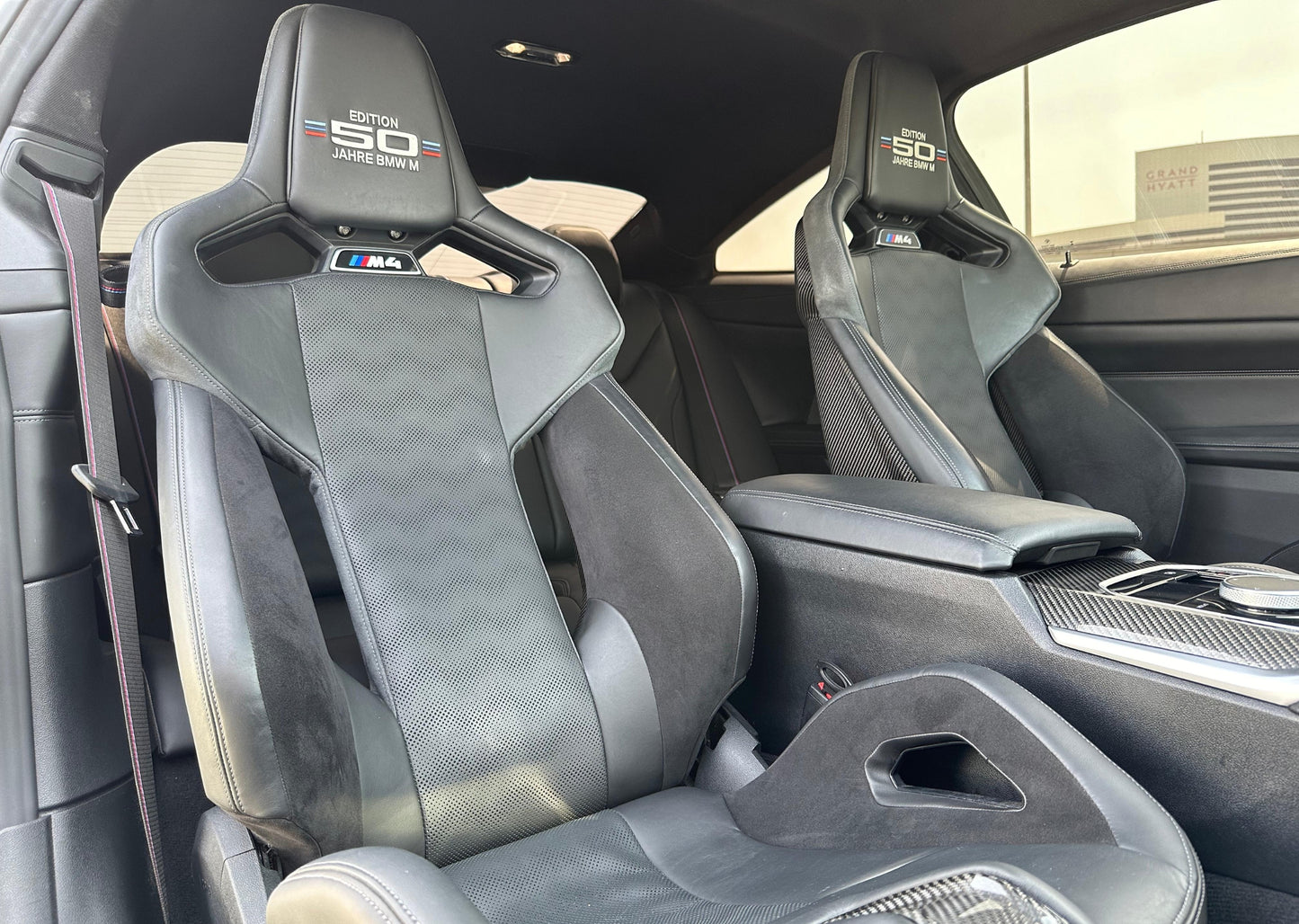 BMW-M4-black-bucket-seats