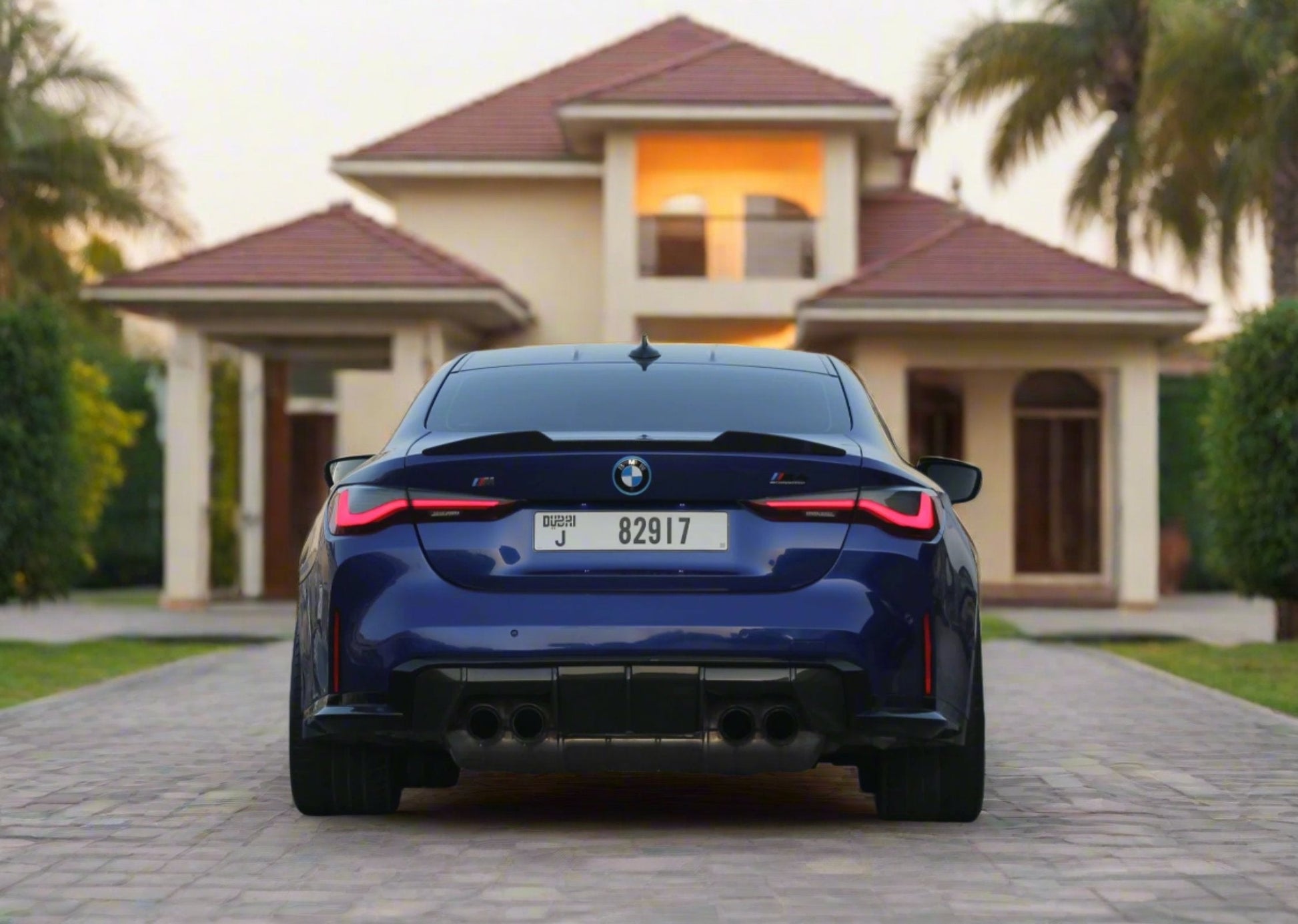 BMW-M4-back-view-exhausts