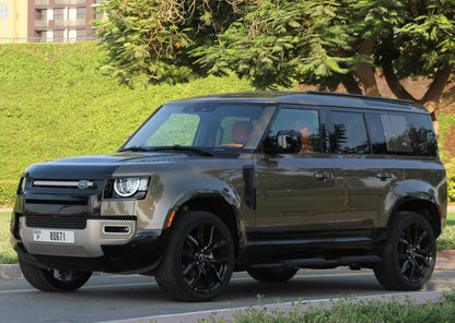 Land Rover Defender 2023