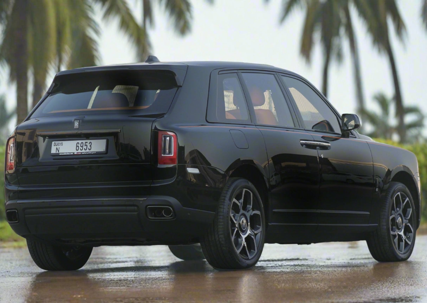 Rolls Royce Cullinan Black Badge 2025